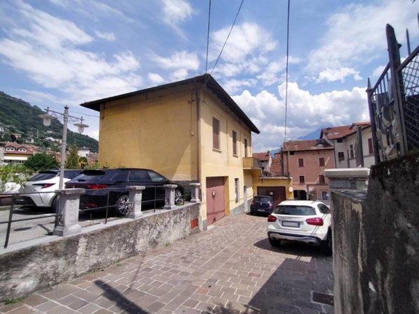 appartamento in vendita a Gravedona ed Uniti in zona Gravedona