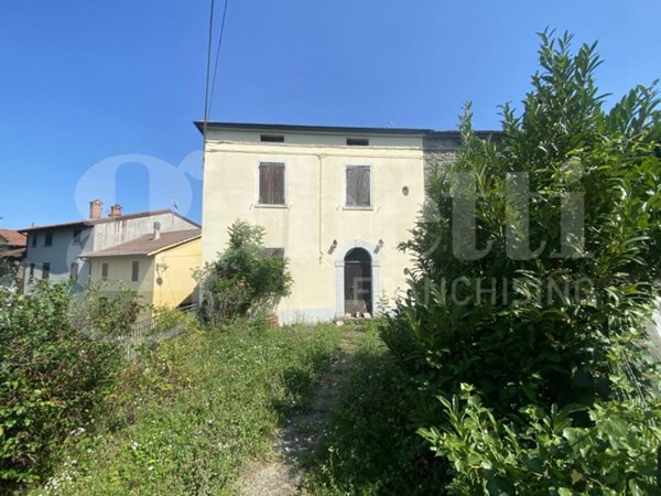 casa indipendente in vendita a Gravedona ed Uniti in zona Consiglio di Rumo