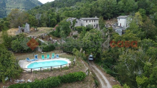 casa indipendente in vendita a Gravedona ed Uniti in zona Consiglio di Rumo