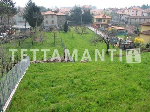 terreno edificabile in vendita a Gravedona ed Uniti in zona Gravedona