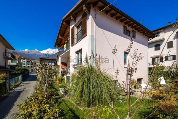 casa indipendente in vendita a Gravedona ed Uniti