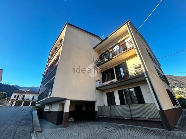 appartamento in vendita a Gravedona ed Uniti in zona Gravedona