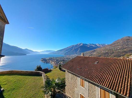casa indipendente in vendita a Gravedona ed Uniti in zona San Carlo