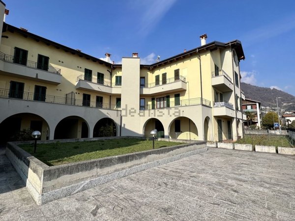 appartamento in vendita a Gravedona ed Uniti