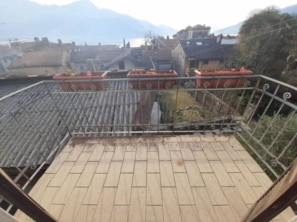 casa indipendente in vendita a Gravedona ed Uniti in zona Gravedona