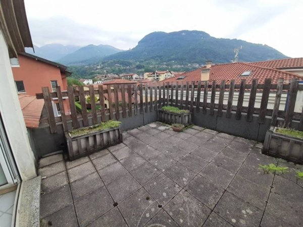 appartamento in vendita a Gravedona ed Uniti in zona Gravedona