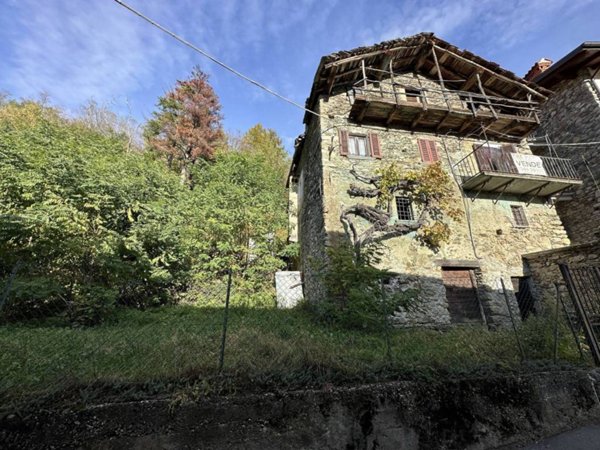 casa indipendente in vendita a Gravedona ed Uniti