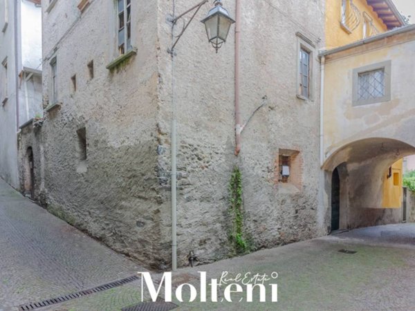 casa indipendente in vendita a Gravedona ed Uniti in zona Gravedona