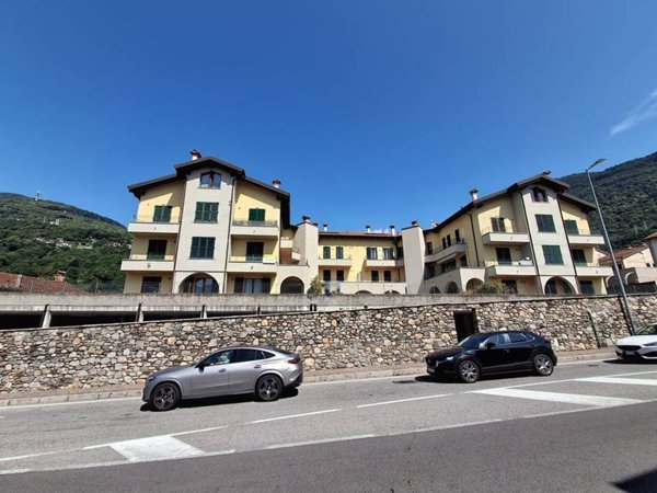 appartamento in vendita a Gravedona ed Uniti in zona Gravedona
