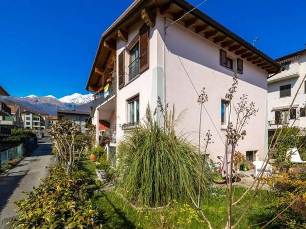 casa indipendente in vendita a Gravedona ed Uniti
