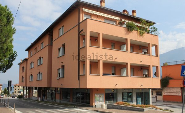 appartamento in vendita a Gravedona ed Uniti in zona Gravedona
