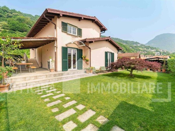 casa indipendente in vendita a Gravedona ed Uniti