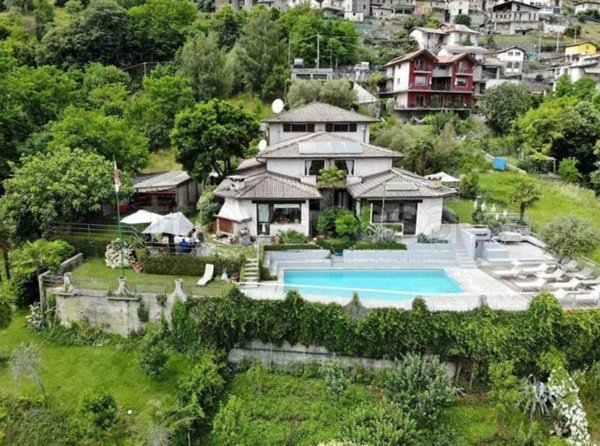negozio in vendita a Gravedona ed Uniti in zona Gravedona