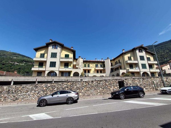 appartamento in vendita a Gravedona ed Uniti