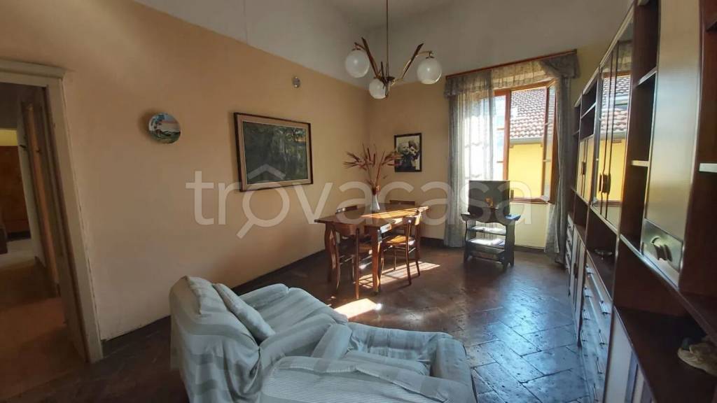 appartamento in vendita a Gravedona ed Uniti in zona Gravedona