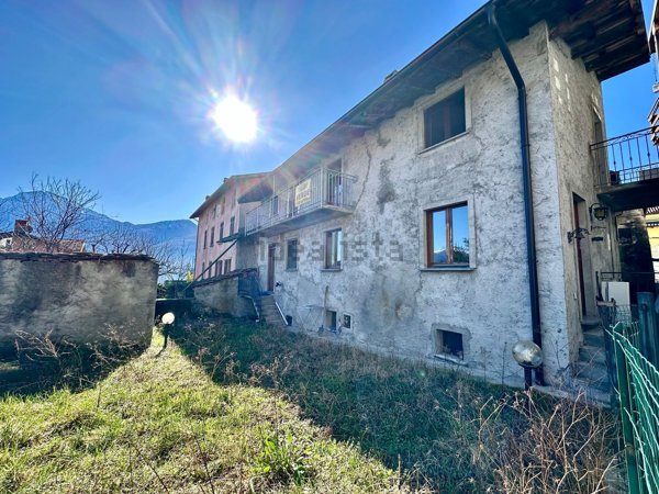 casa indipendente in vendita a Gravedona ed Uniti
