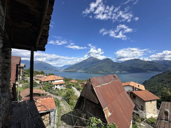 casa indipendente in vendita a Gravedona ed Uniti in zona Germasino
