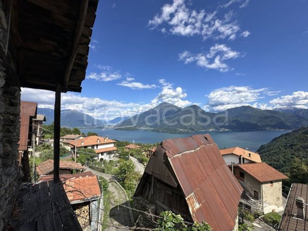 appartamento in vendita a Gravedona ed Uniti in zona Gravedona