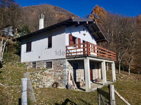 appartamento in vendita a Gravedona ed Uniti in zona Germasino
