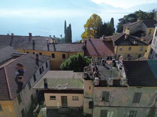 casa indipendente in vendita a Gravedona ed Uniti in zona Gravedona