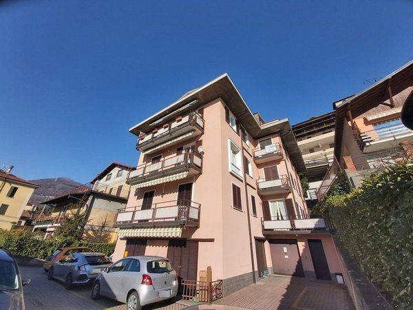 appartamento in vendita a Gravedona ed Uniti in zona Gravedona