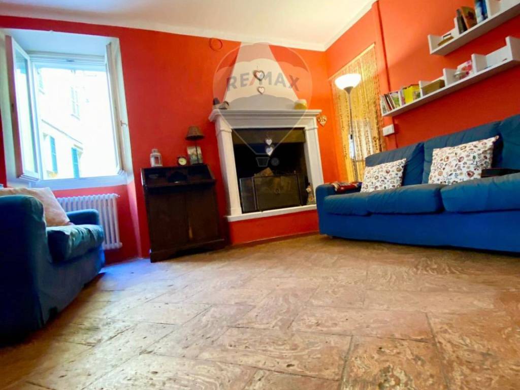 casa indipendente in vendita a Gravedona ed Uniti in zona Gravedona