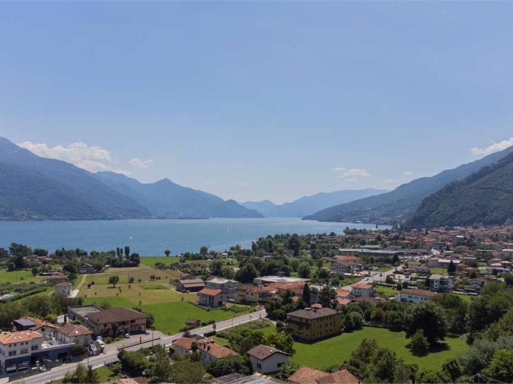 appartamento in vendita a Gravedona ed Uniti in zona Gravedona