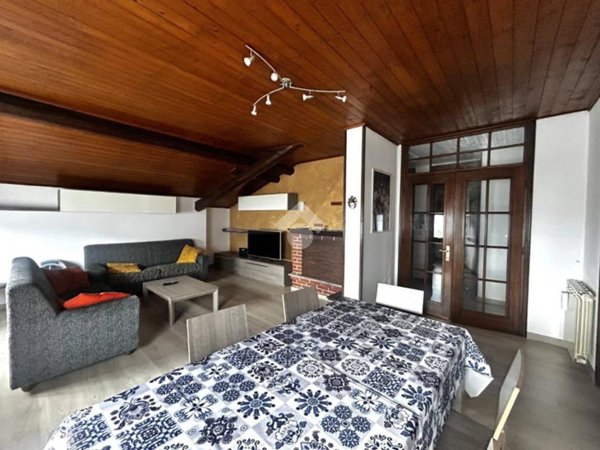 appartamento in vendita a Gravedona ed Uniti in zona Gravedona