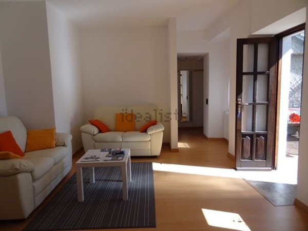 casa indipendente in vendita a Gravedona ed Uniti in zona Gravedona