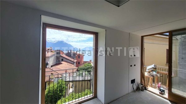 appartamento in vendita a Gravedona ed Uniti