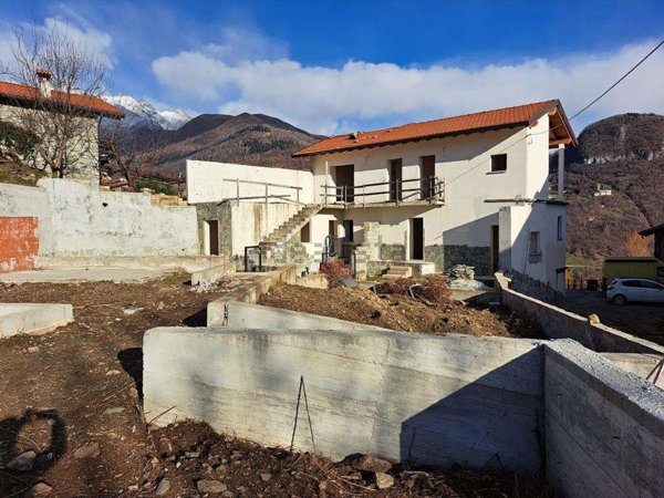 appartamento in vendita a Gravedona ed Uniti