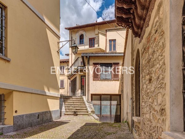 casa indipendente in vendita a Gravedona ed Uniti in zona Gravedona