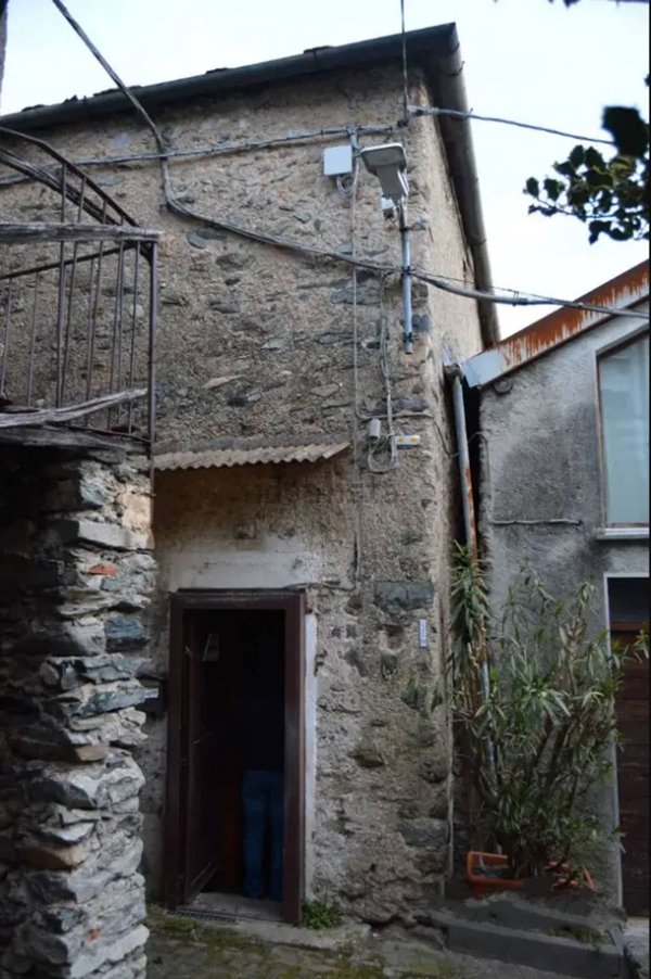 casale in vendita a Gravedona ed Uniti