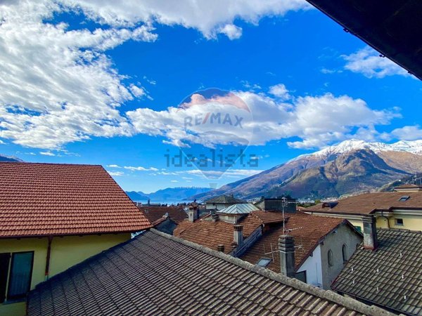 casa indipendente in vendita a Gravedona ed Uniti in zona Gravedona