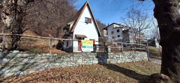 quadrivano in vendita a Gravedona ed Uniti