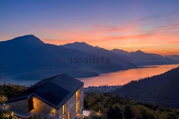 casa indipendente in vendita a Gravedona ed Uniti