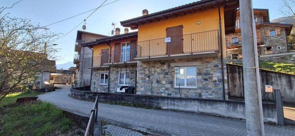 casa indipendente in vendita a Gravedona ed Uniti