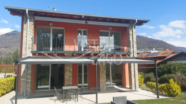 appartamento in vendita a Gravedona ed Uniti in zona Gravedona