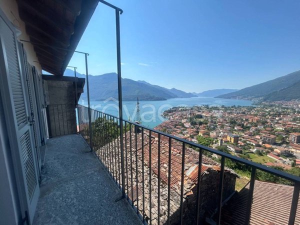 appartamento in vendita a Gravedona ed Uniti in zona Gravedona