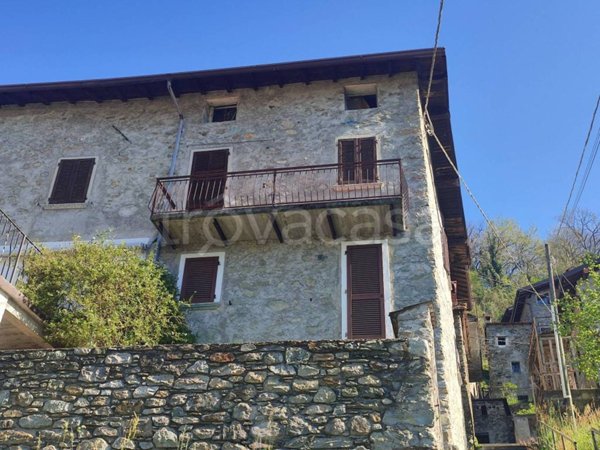 casa indipendente in vendita a Gravedona ed Uniti