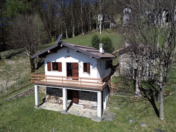 casa indipendente in vendita a Gravedona ed Uniti