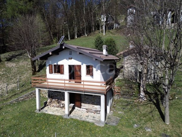 casa indipendente in vendita a Gravedona ed Uniti
