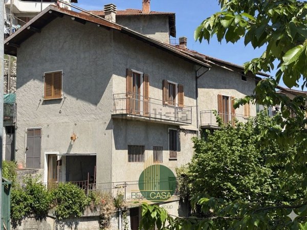 casa indipendente in vendita a Gravedona ed Uniti in zona Gravedona