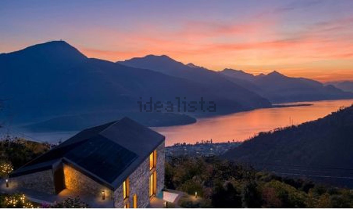 casa indipendente in vendita a Gravedona ed Uniti in zona Gravedona