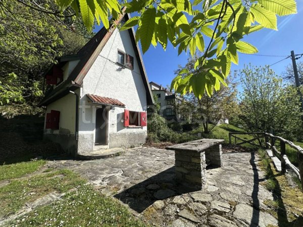 casa indipendente in vendita a Gravedona ed Uniti in zona Gravedona