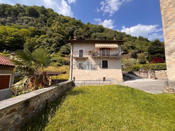 appartamento in vendita a Gravedona ed Uniti in zona San Carlo
