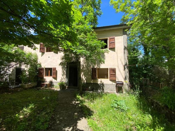 casa indipendente in vendita a Gravedona ed Uniti in zona Consiglio di Rumo