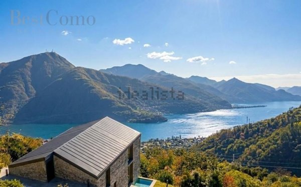 casa indipendente in vendita a Gravedona ed Uniti in zona Traversa