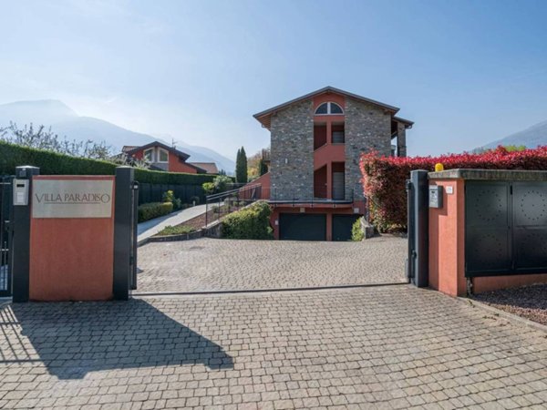 appartamento in vendita a Gravedona ed Uniti in zona Gravedona