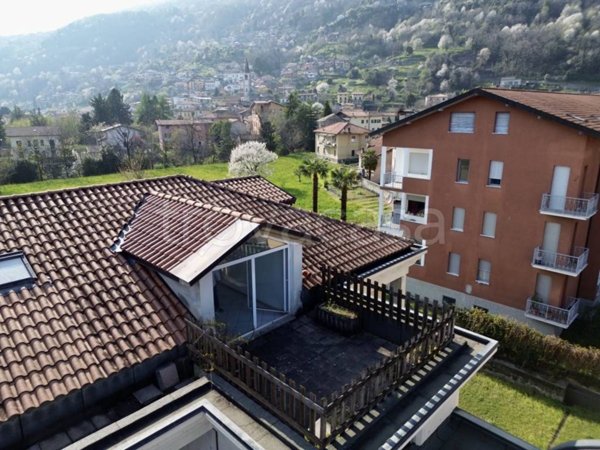appartamento in vendita a Gravedona ed Uniti in zona Gravedona